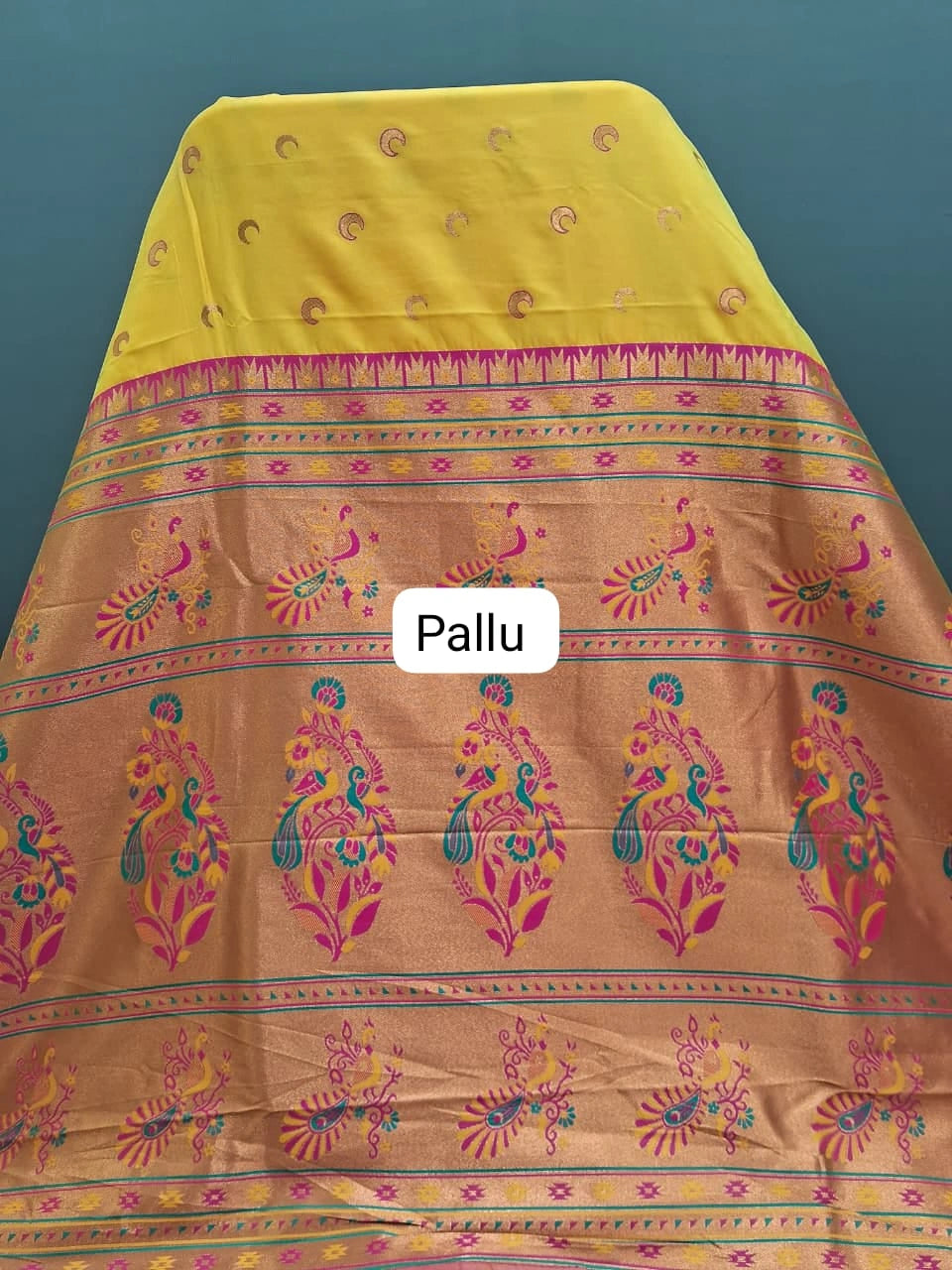 Yellow Soft Silk Saree Pallu