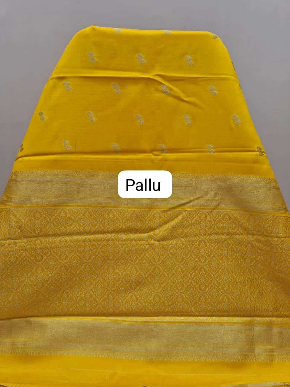 Yellow soft silk saree pallu