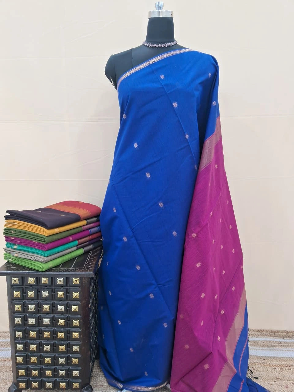 Royal Blue Semi Maheshwari Silk Cotton Saree 