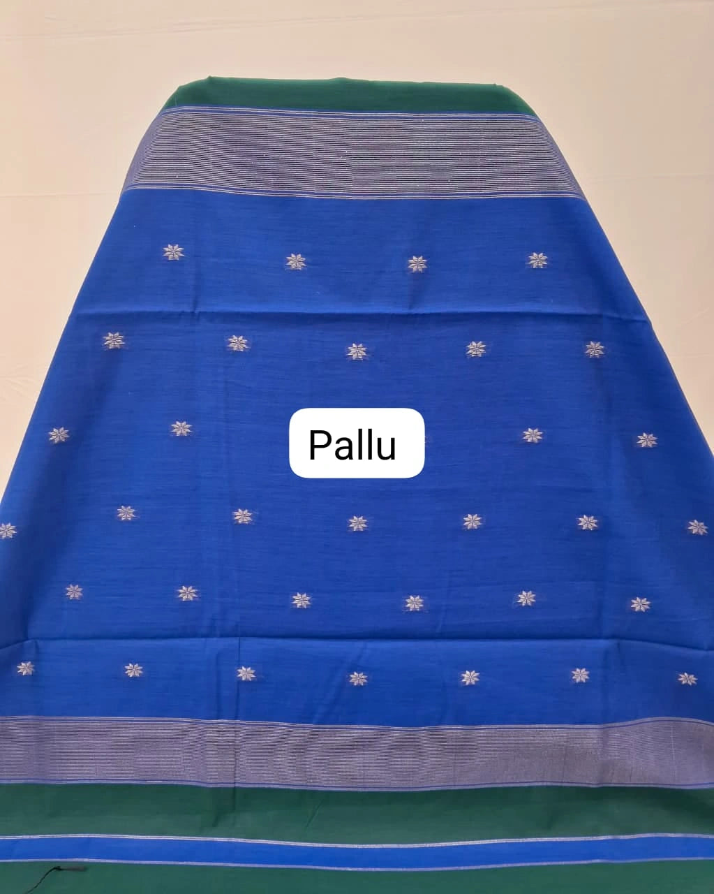 Luxury Bottle Green Semi Maheshwari Silk Cotton Saree pallu