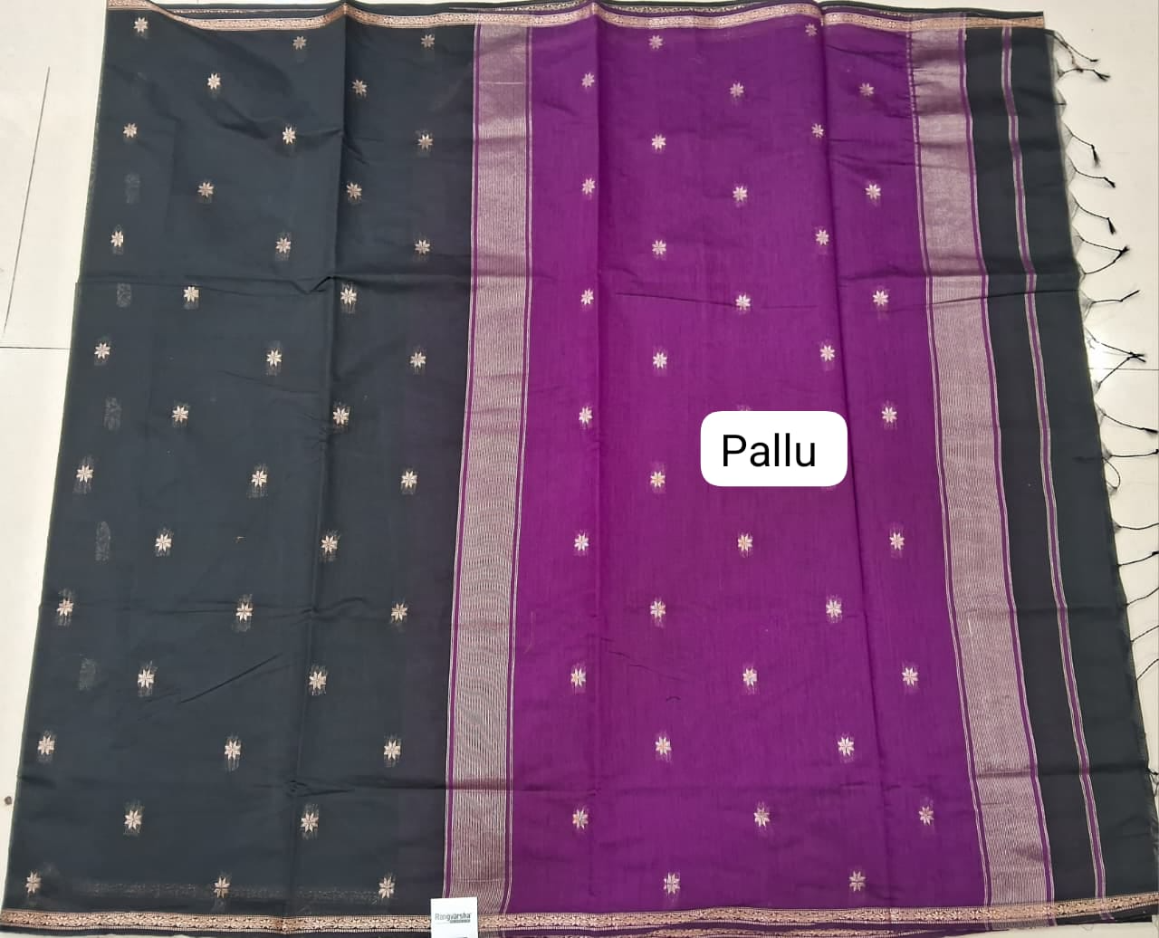 Black Semi Maheshwari Silk Cotton Saree Pallu