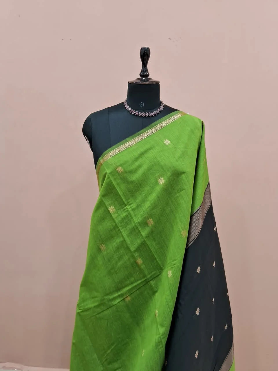 Grass Green Semi Maheshwari Silk Cotton Saree 1