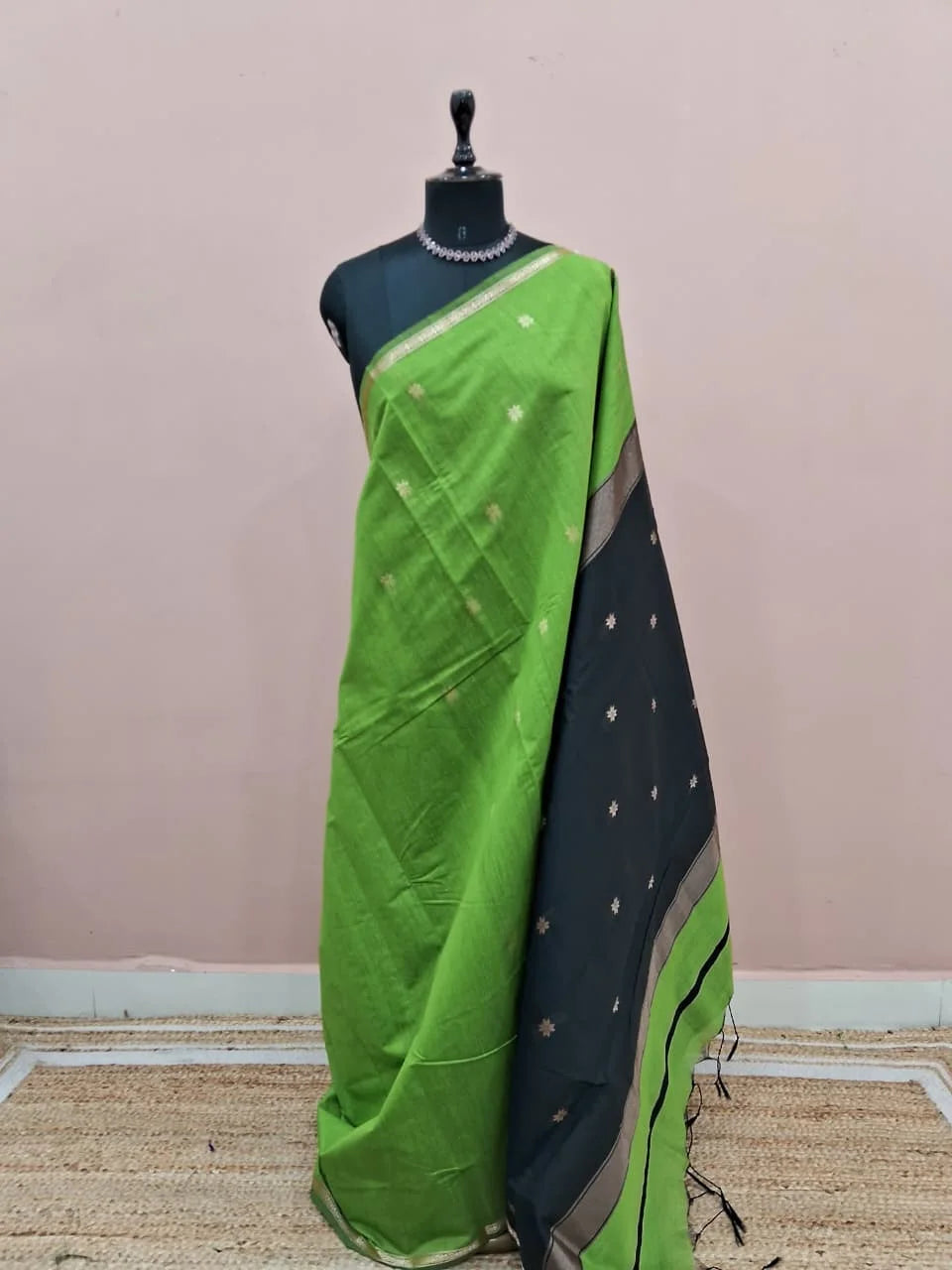 Grass Green Semi Maheshwari Silk Cotton Saree