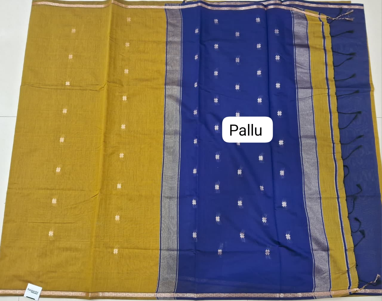 Golden Yellow Semi Maheshwari Silk Cotton Saree Pallu