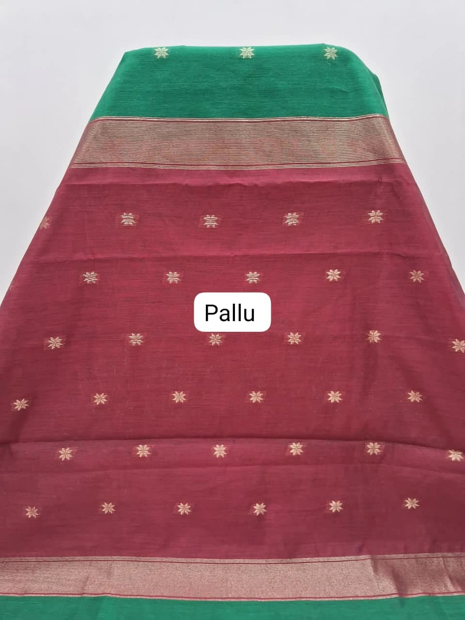 Bottle Green Semi Maheshwari Silk Cotton Saree Pallu