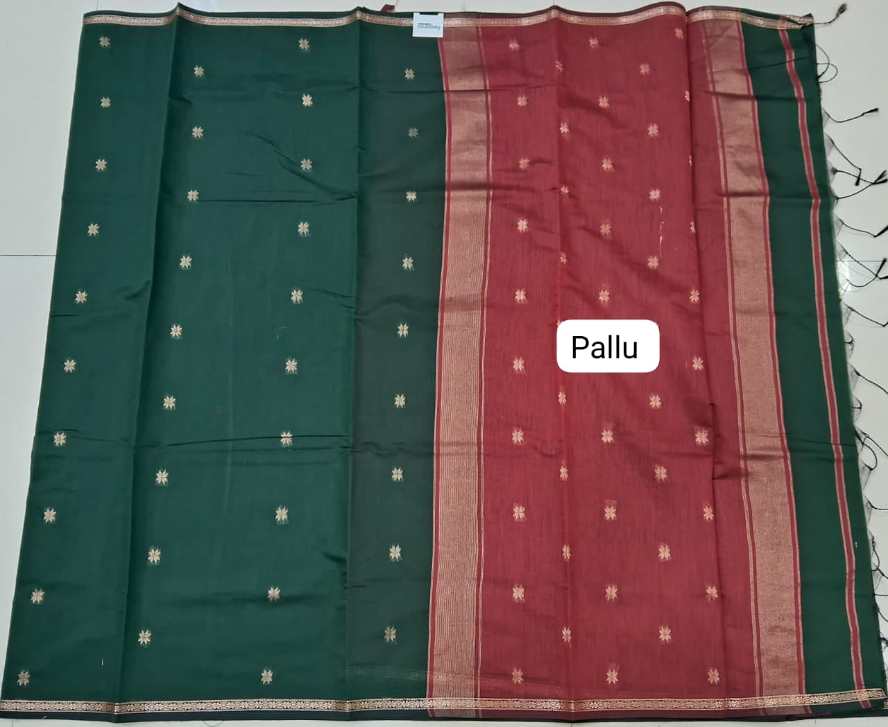Bottle Green Semi Maheshwari Silk Cotton Saree Pallu