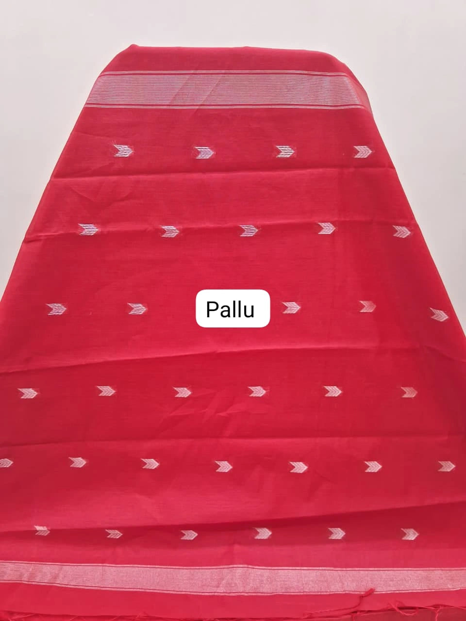 Tomato Red Maheshwari Silk Cotton Saree Pallu