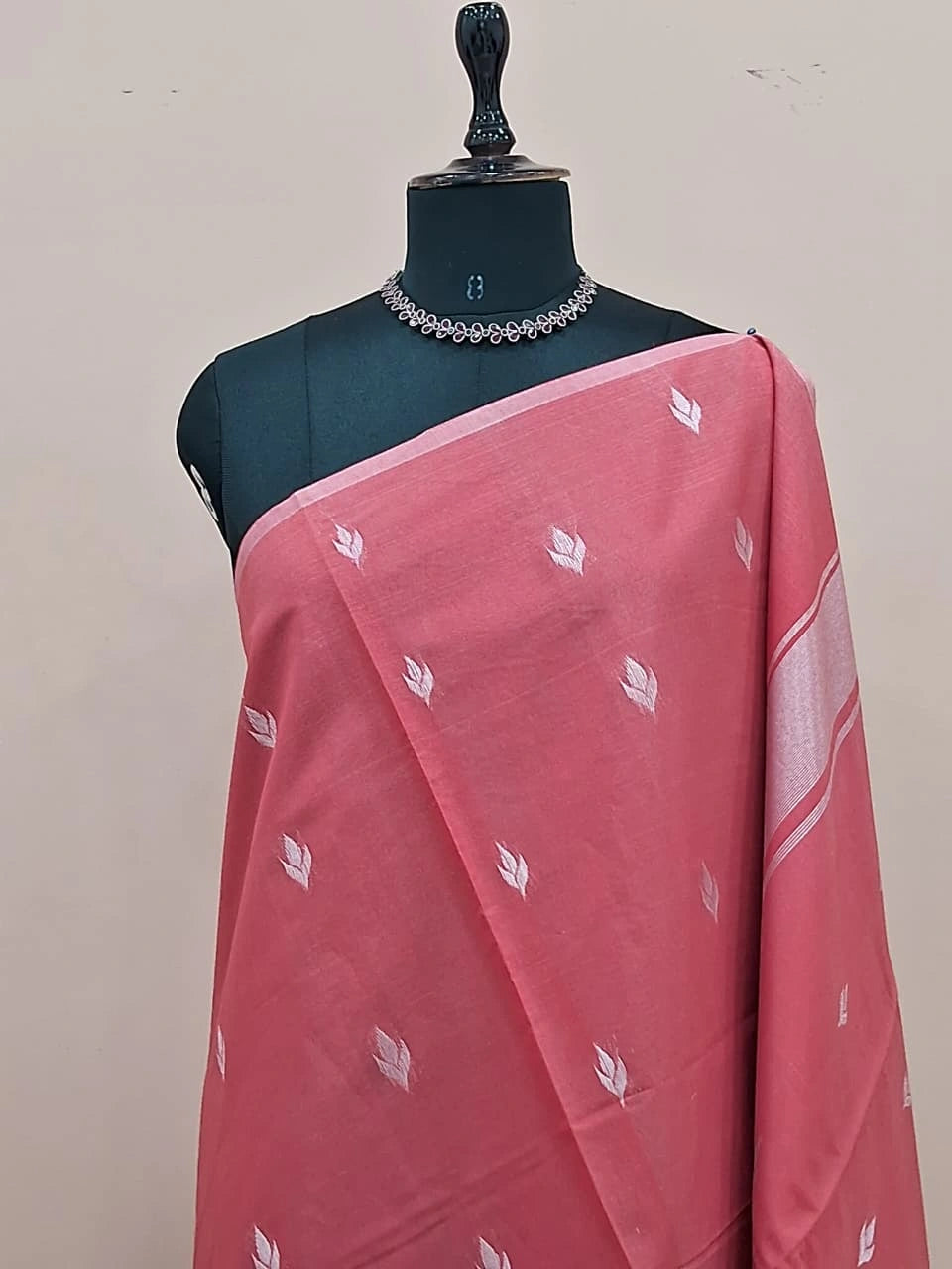 Pale Red Semi Maheshwari Silk Cotton Saree 1