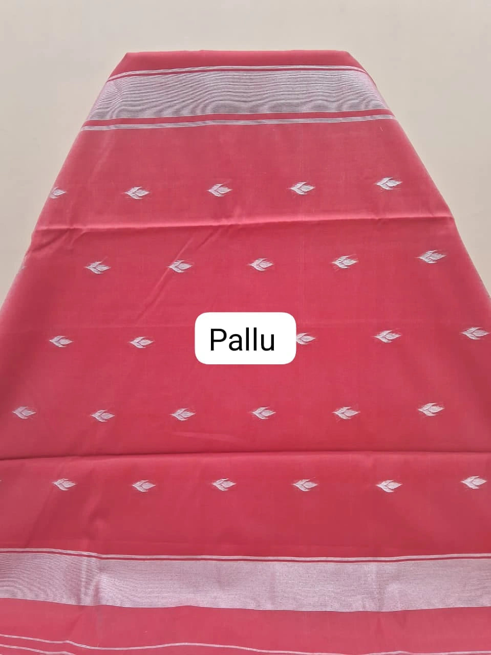 Pale Red Semi Maheshwari Silk Cotton Saree Pallu