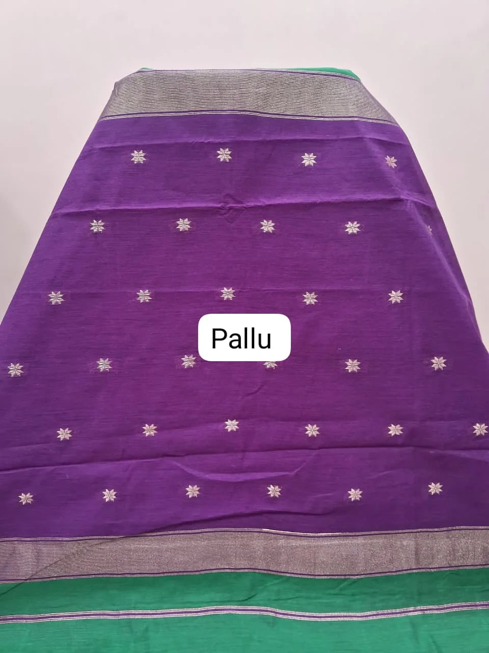 Leaf Green Semi Maheshwari Silk Cotton Saree pallu