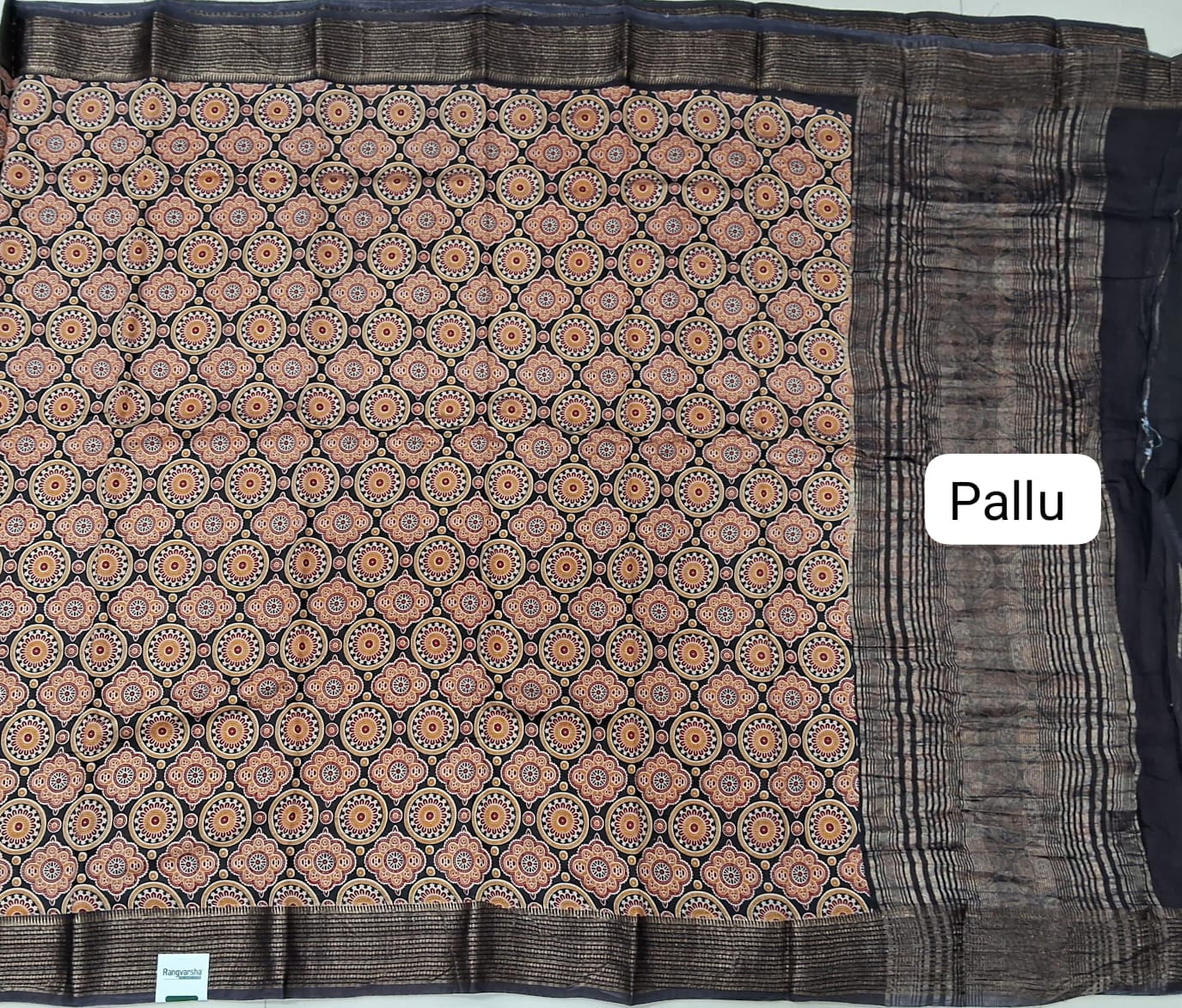 Black Moonga Silk Saree Pallu