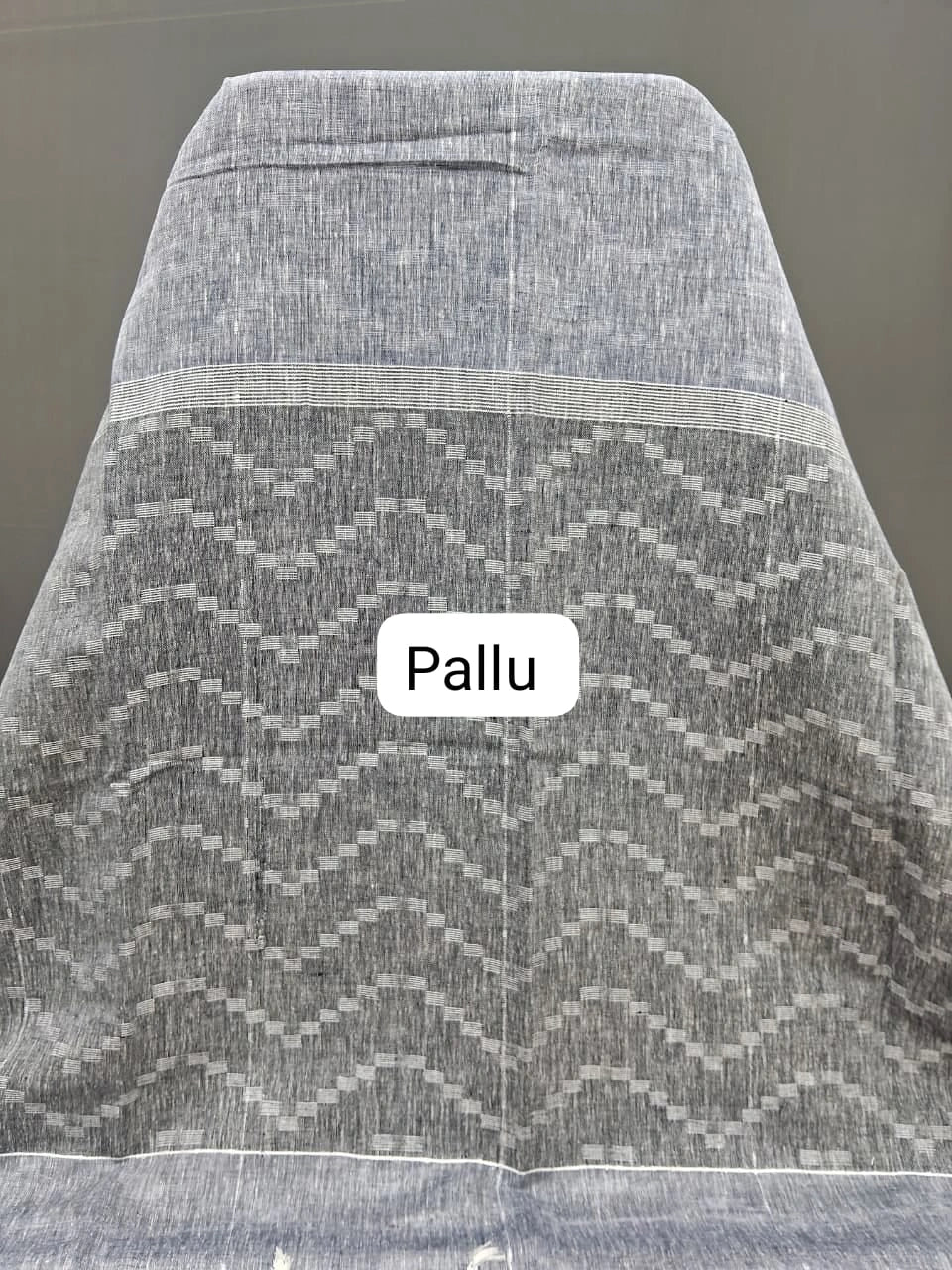 Elephant Grey Pure Linen Saree pallu
