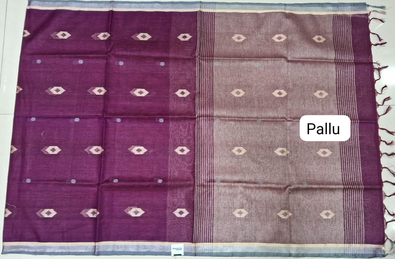 Coffee Brown Pure Linen Saree pallu