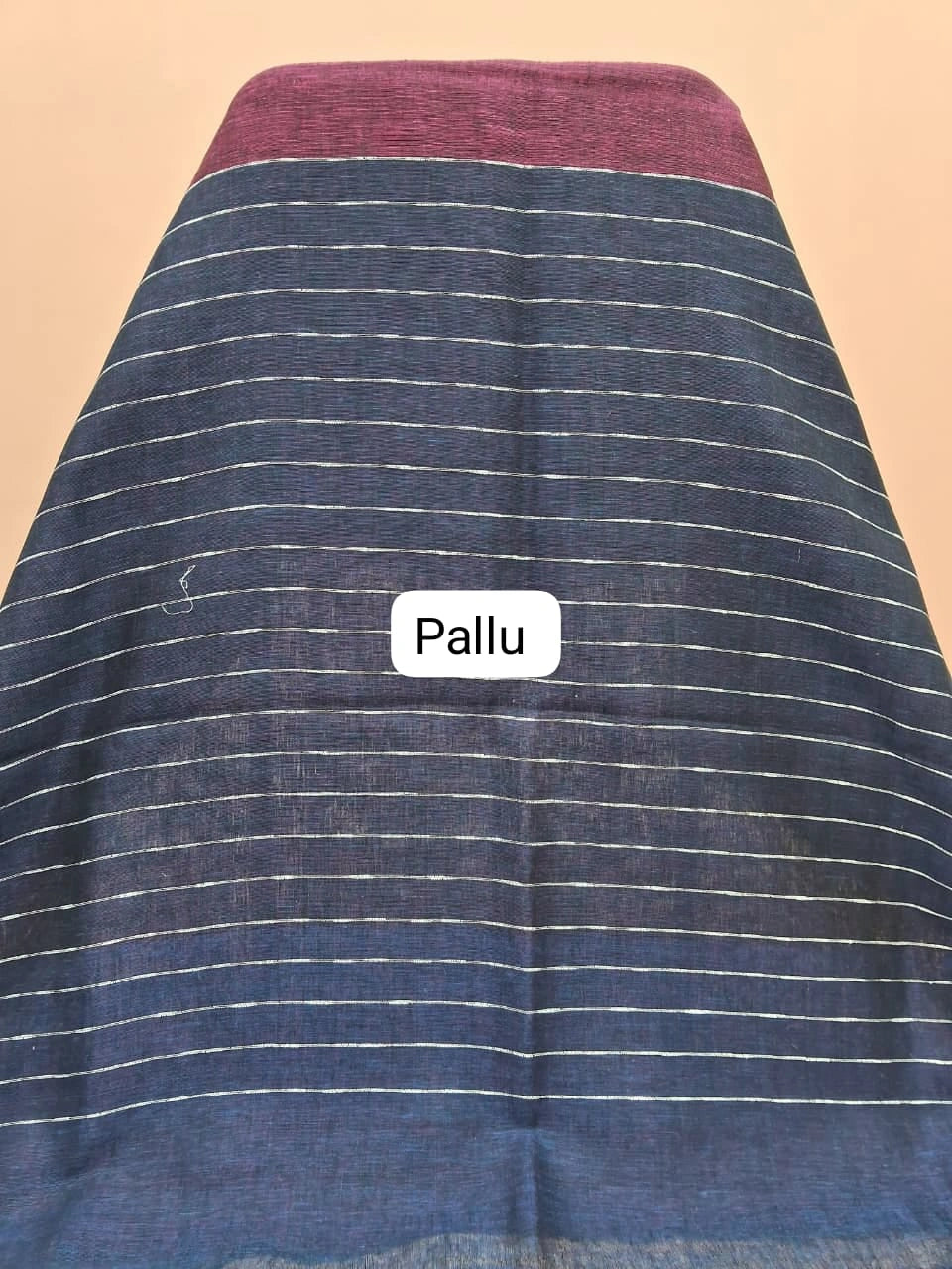 Wine Shaded Pure Linen Saree Pallu