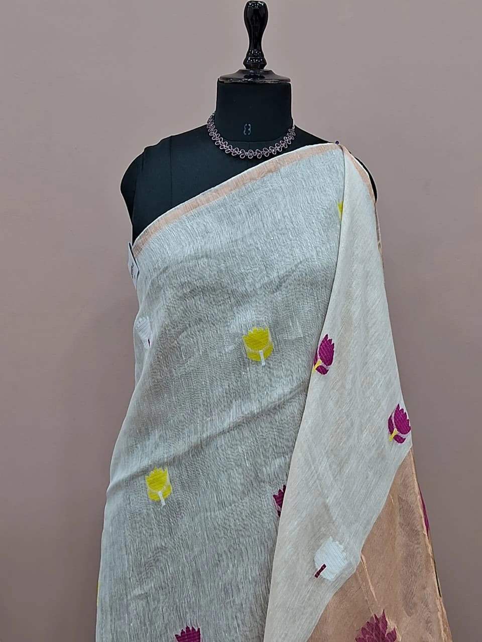 Off-White Pure Silk Linen Saree 1