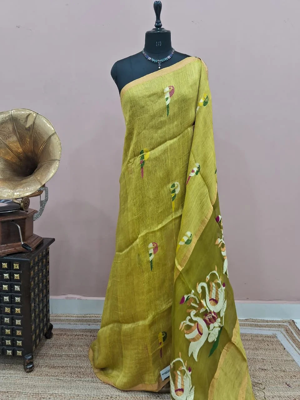 Green Pure Silk Linen Saree 