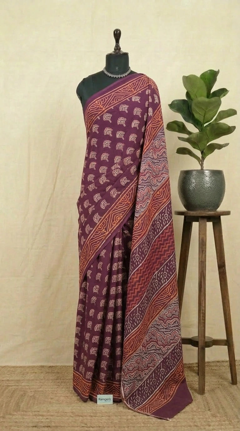 Elegant Maroon soft cotton saree
