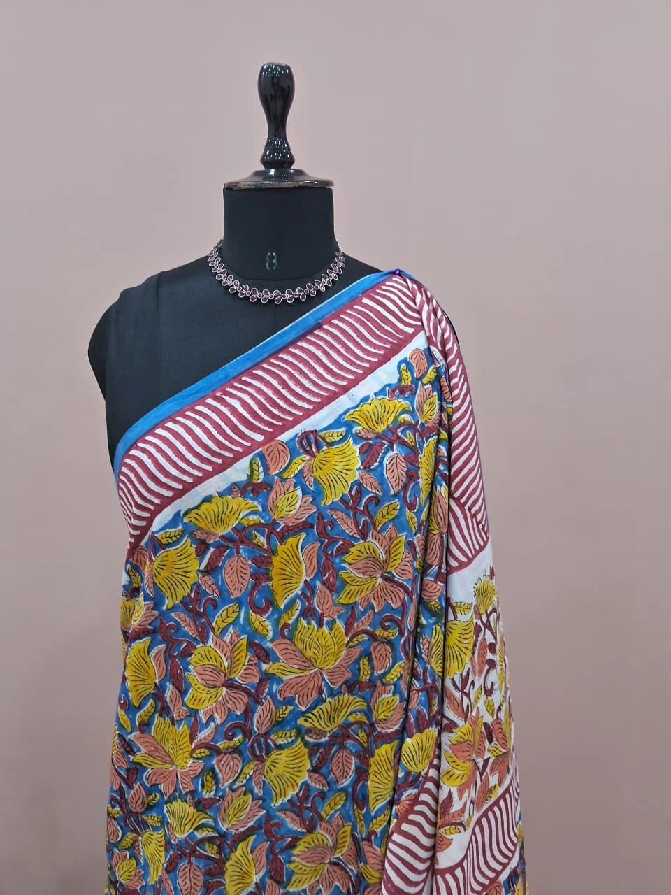 Elegant Lavender Soft Cotton Saree 1