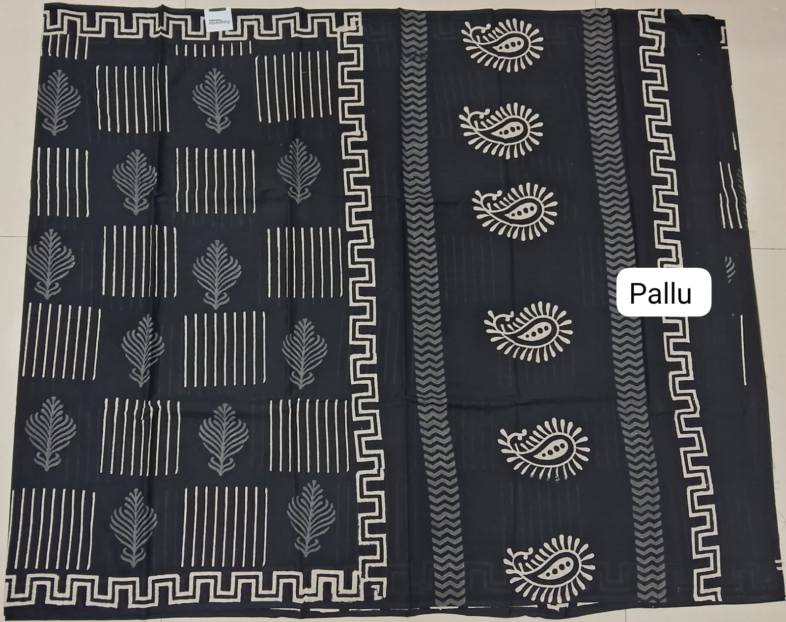 Eternal Black Soft Cotton Saree pallu