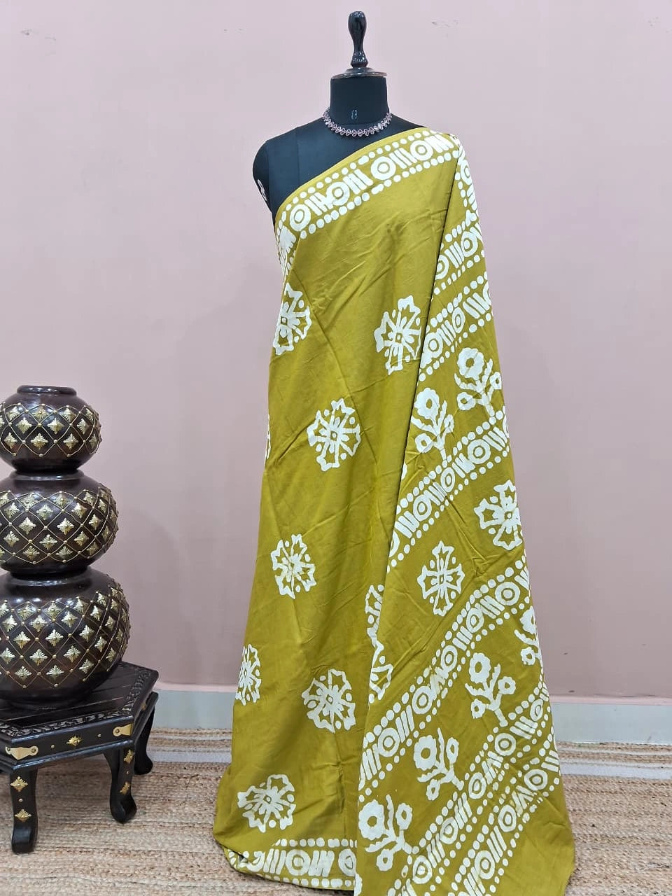 Elegant  Green Soft Cotton Saree