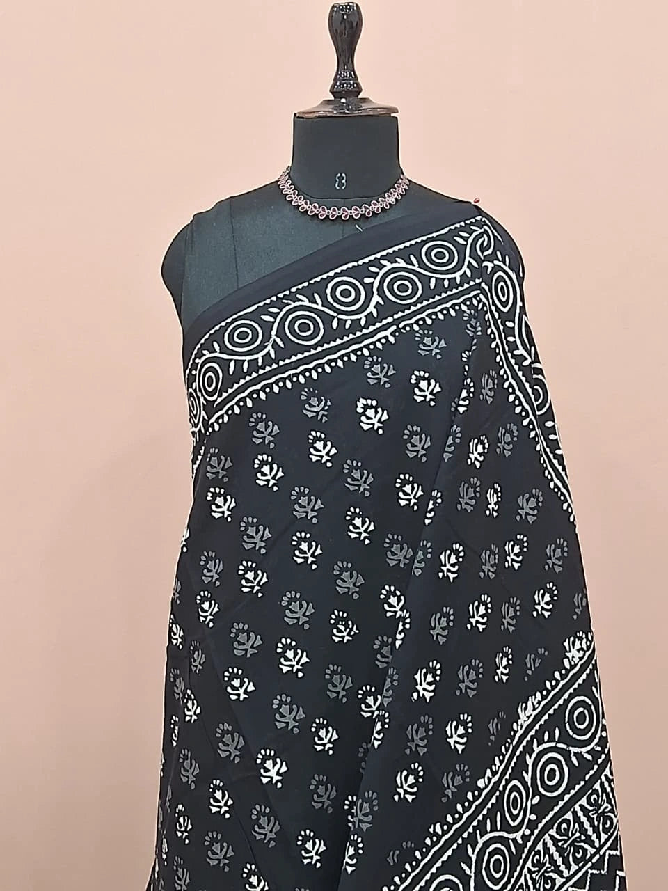 Elegant black soft cotton saree 1