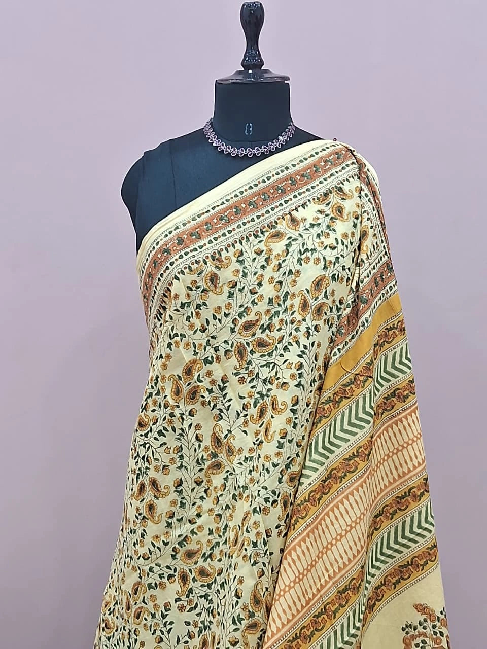 A light yellow soft cotton saree 1