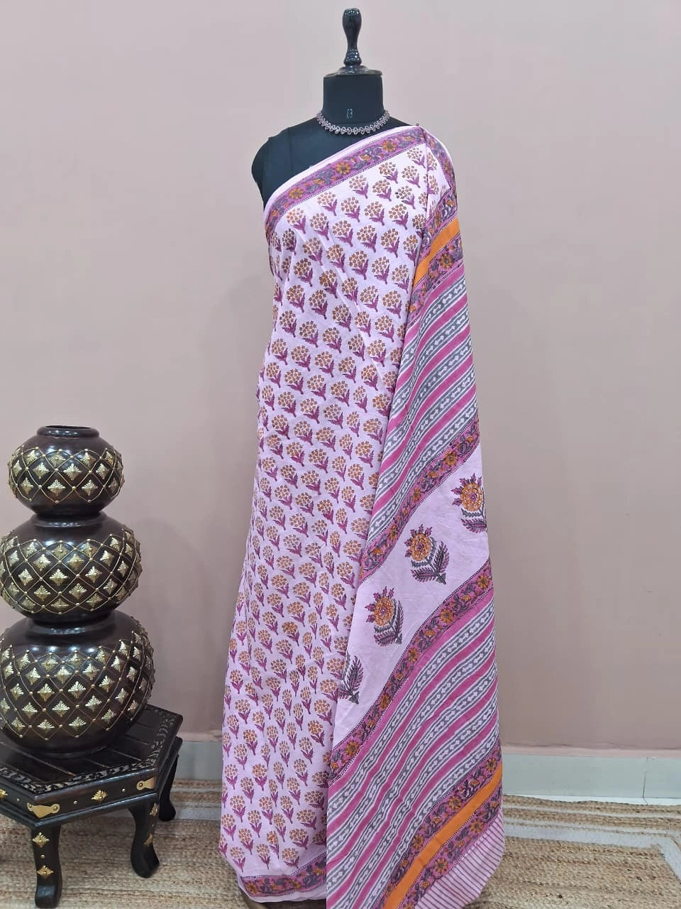 A graceful baby pink soft cotton saree 