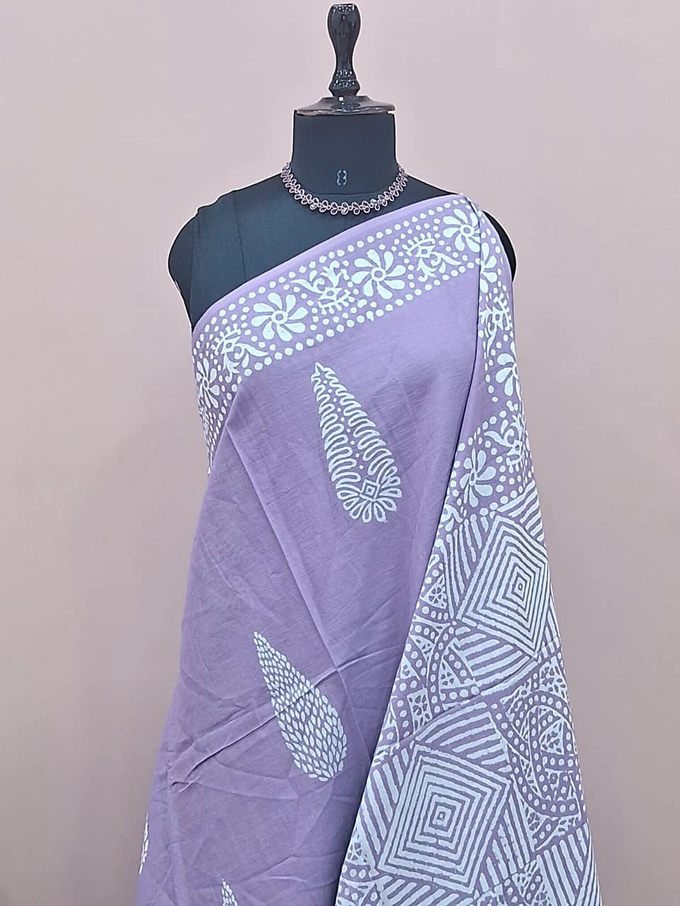 Elegant Light lavender soft cotton saree 1