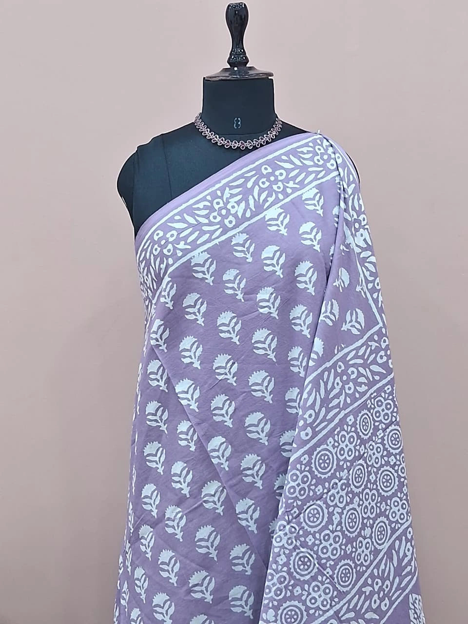 Traditional Lavender soft cotton saree 1