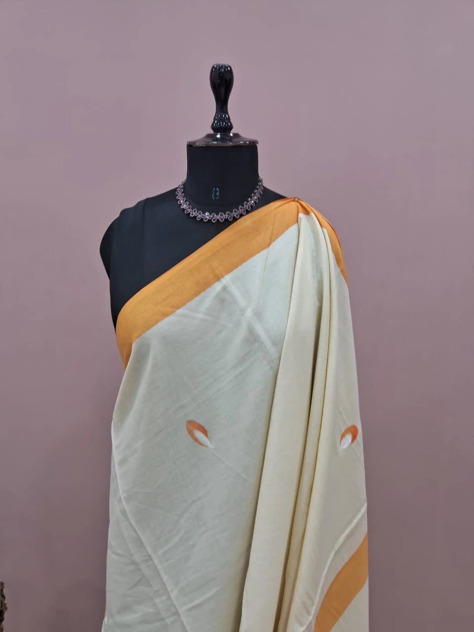 Off-white Soft Cotton Saree 1
