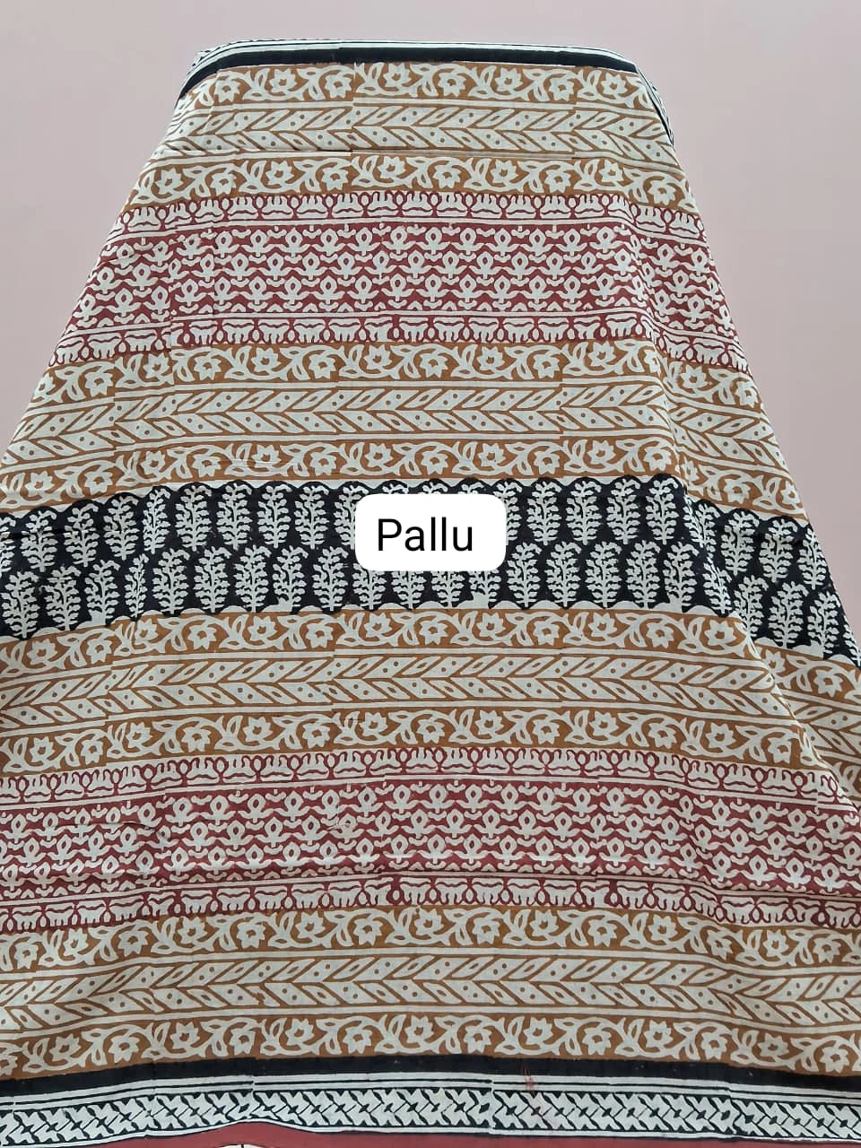 Cream Soft Cotton Saree pallu