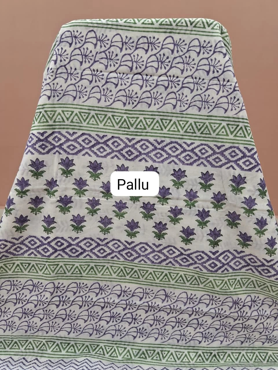 White Soft Cotton Saree pallu