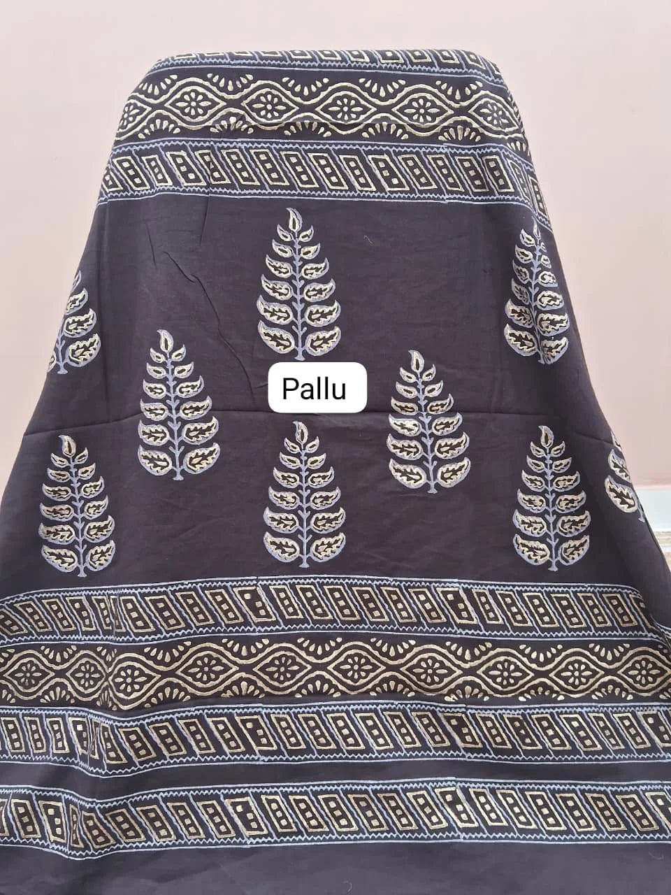 Walnut Brown Pure Soft Cotton Saree pallu