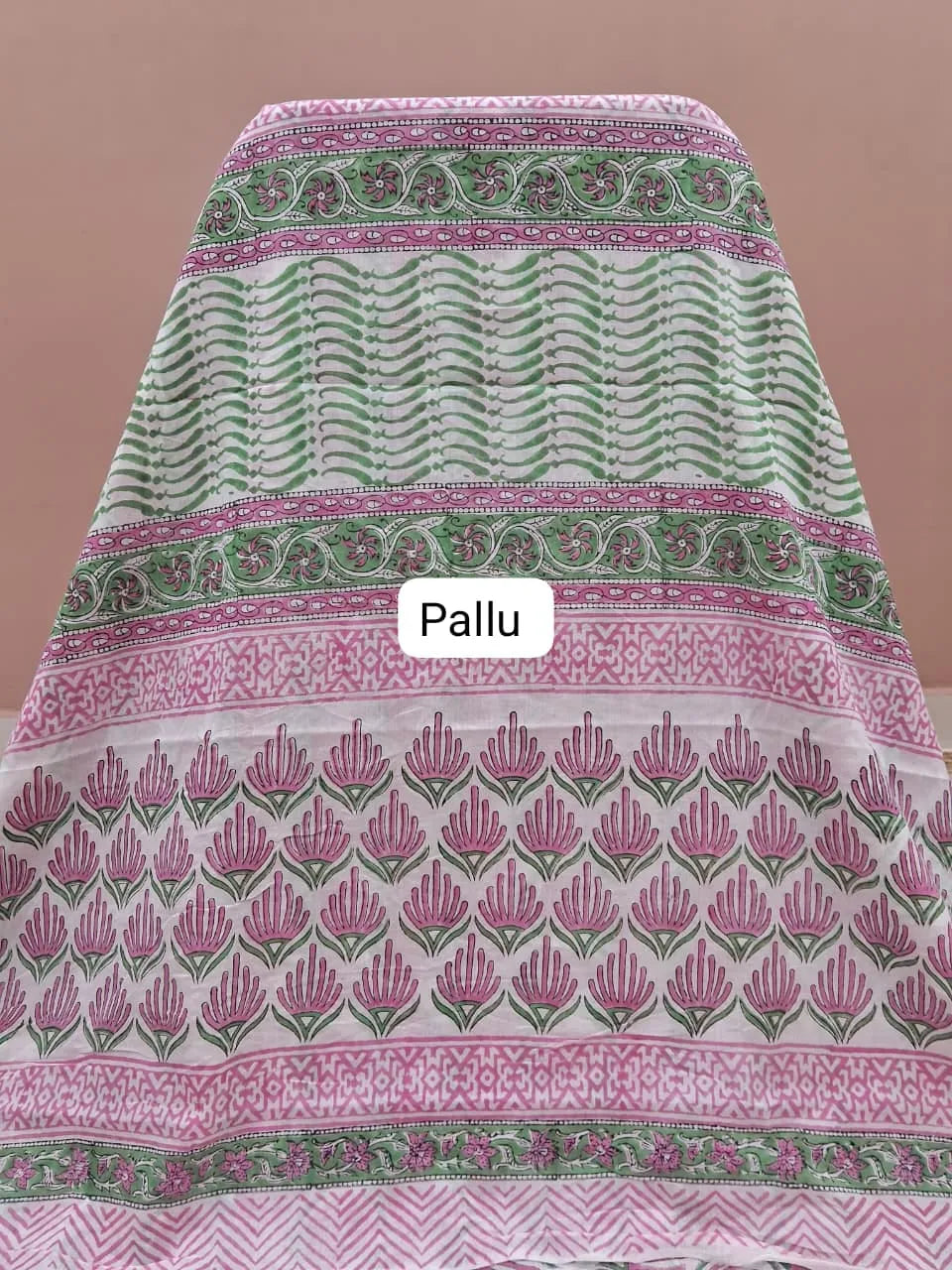 White Pure Soft Cotton Saree pallu