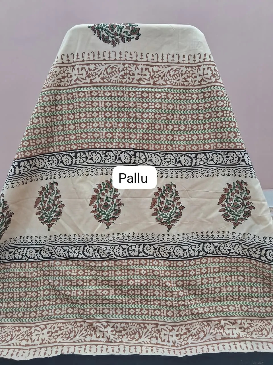 Beige Pure Soft Cotton Saree pallu