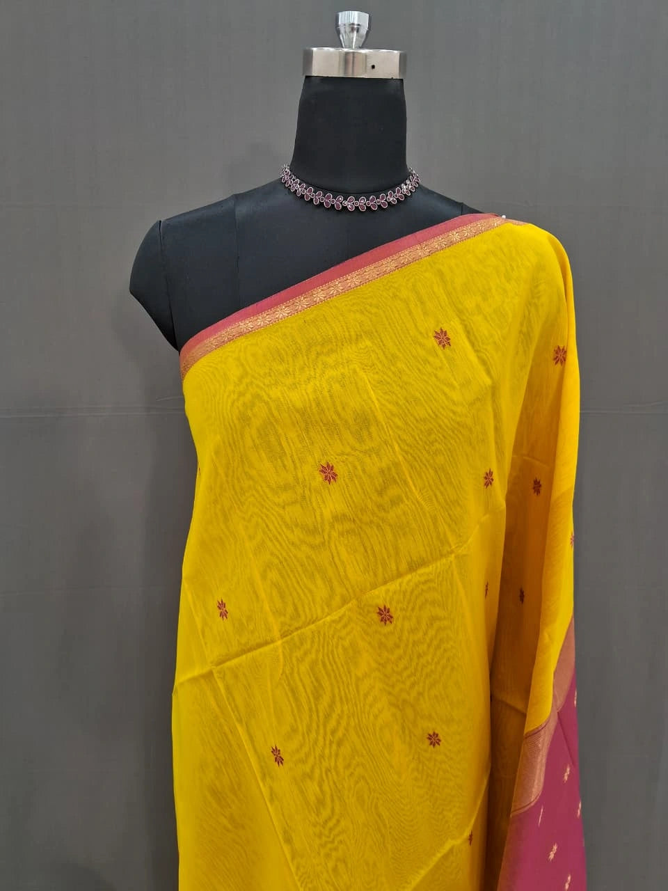 Mango yellow pure Maheshwari silk saree 1