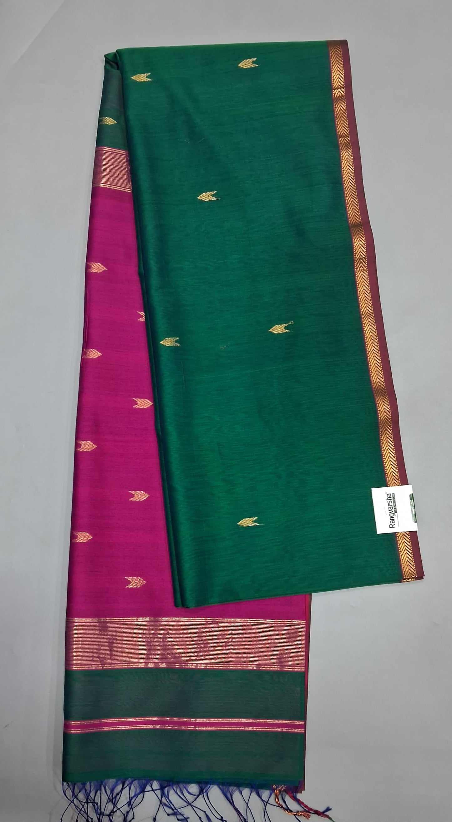 Bottle green Maheshwari silk saree 
