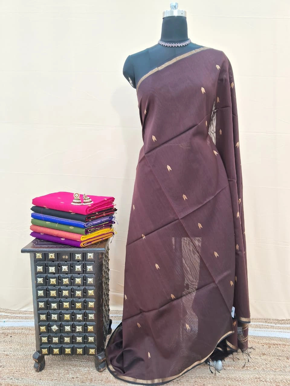 Walnut brown pure Maheshwari silk saree 