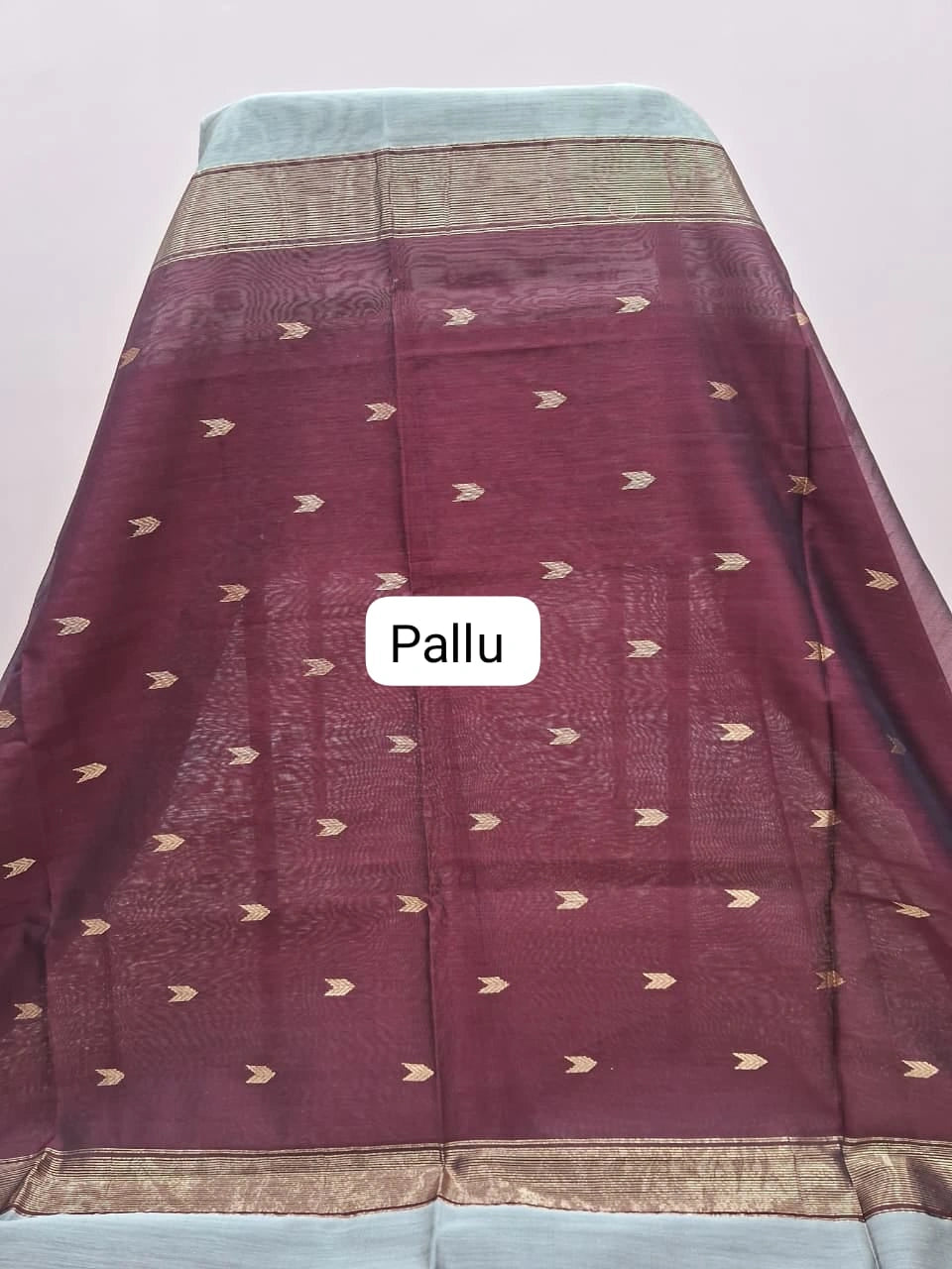 Metal Grey Pure Maheshwari Silk Saree pallu