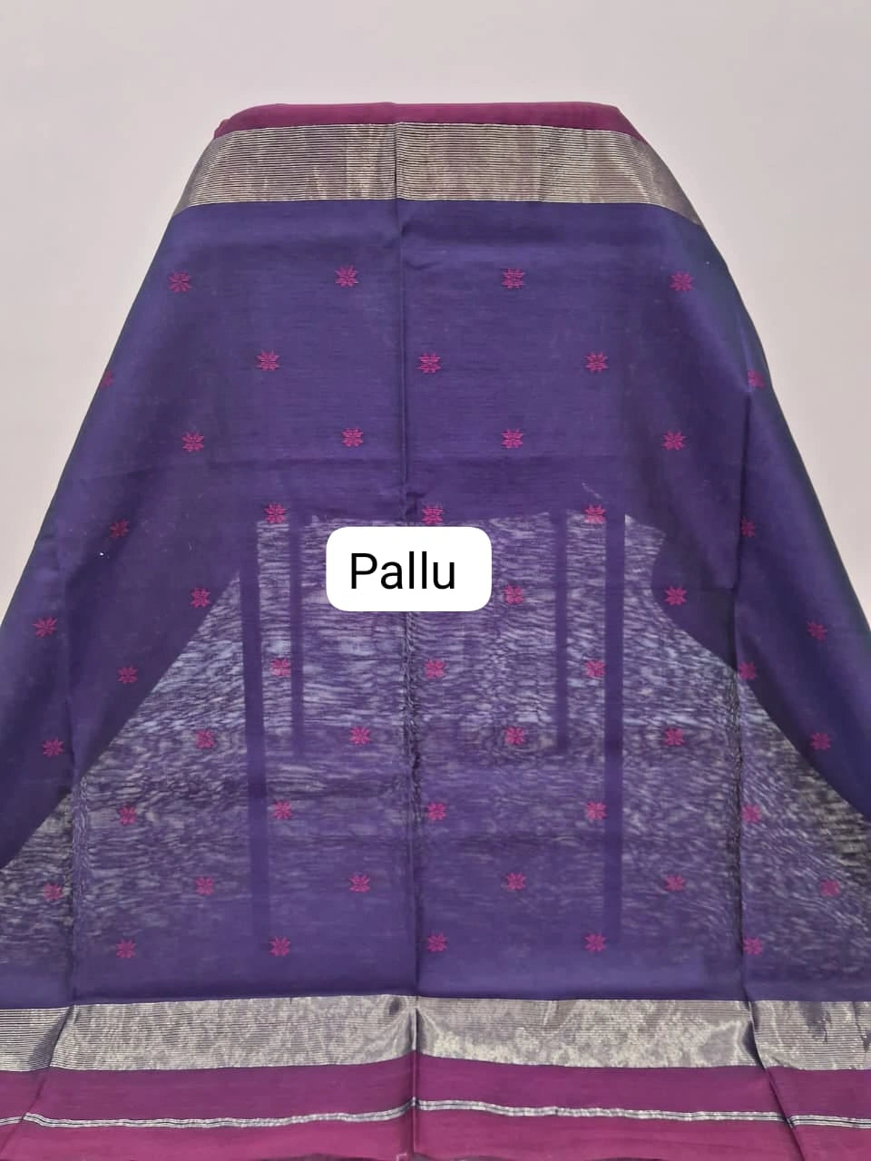 Raspberry Pink Pure Maheshwari Silk Saree pallu
