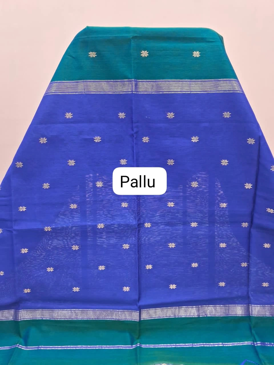 Dual Shaded Pure Maheshwari Silk Saree  pallu