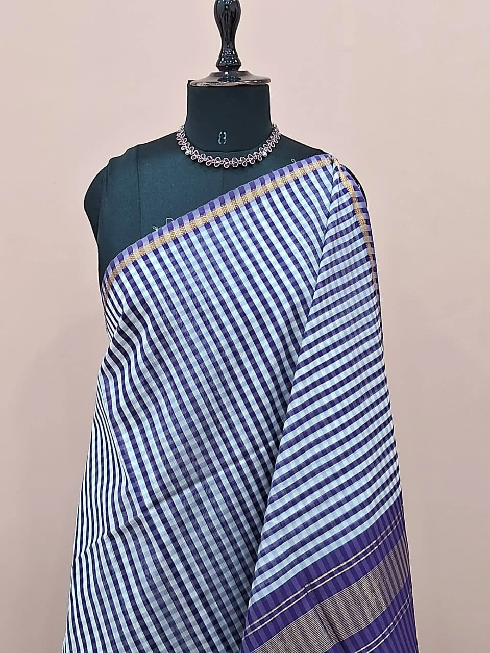 Traditional Purple and White Pure Maheshwari Silk Saree 1