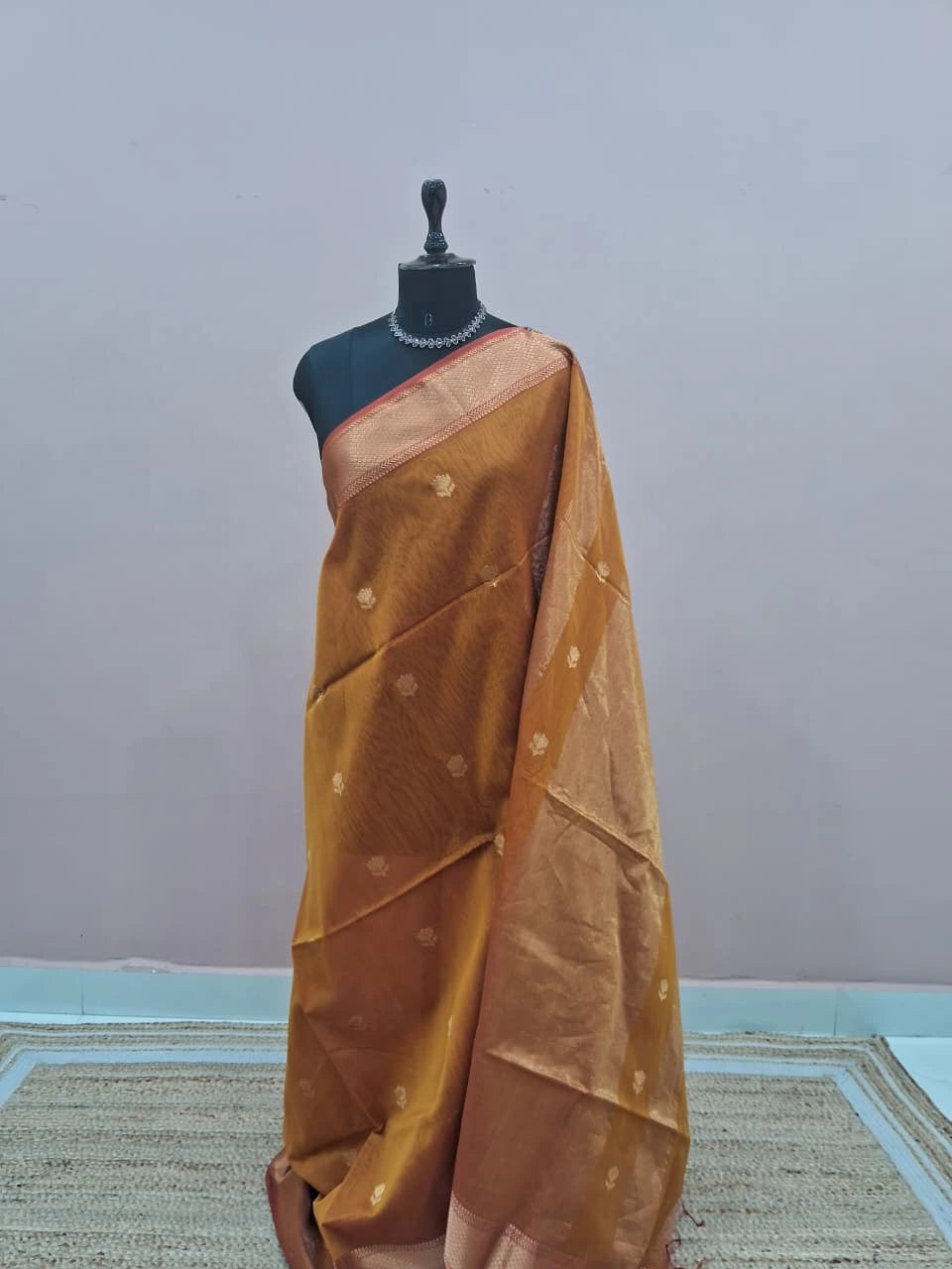 Olive Green Pure Maheshwari Silk Saree 