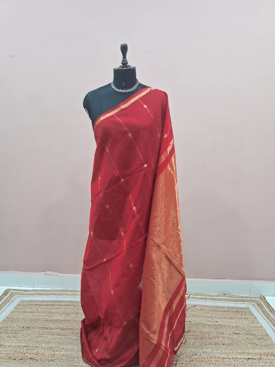 Tomato Red Pure Maheshwari Silk Saree