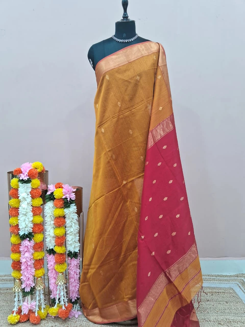 Mustard Gold Pure Maheshwari Silk Saree 