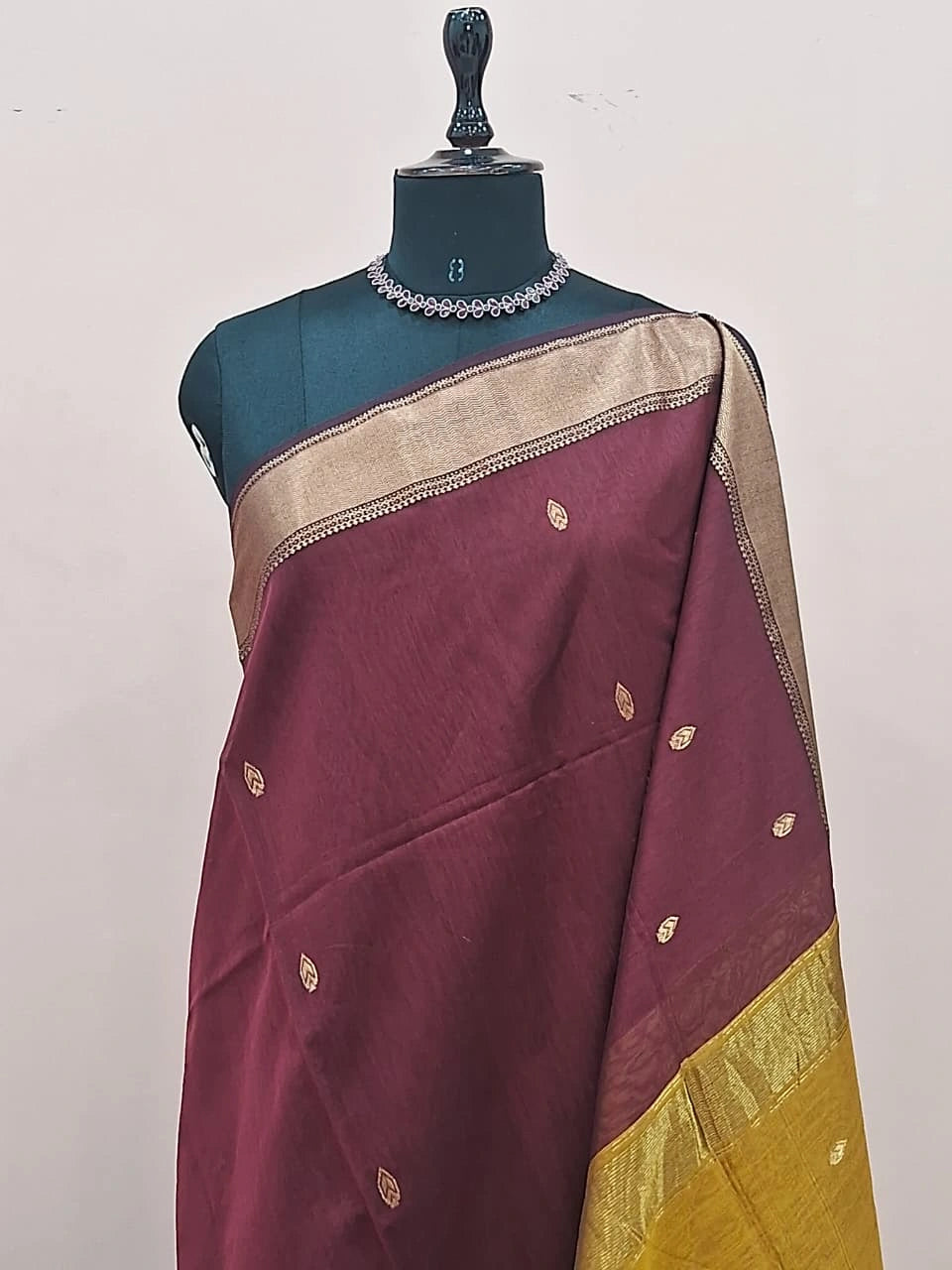 Maroon Pure Maheshwari Silk Saree 1