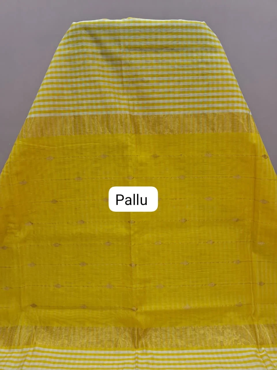 White Pure Maheshwari Silk Saree pallu