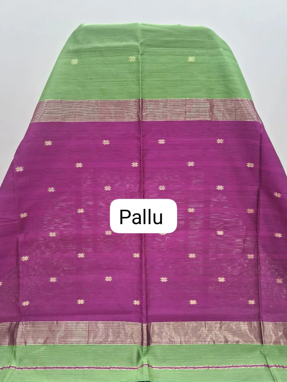 Parrot Green Pure Maheshwari Silk Saree Pallu