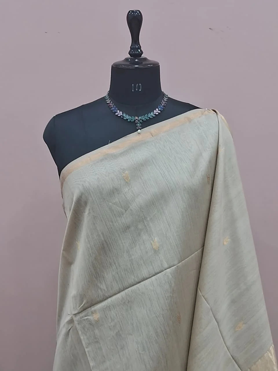 Off-White Pure Maheshwari Silk Saree 1