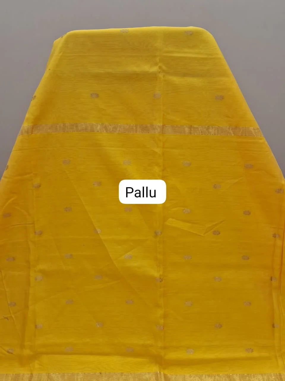 Yellow Pure Maheshwari Silk Saree Pallu
